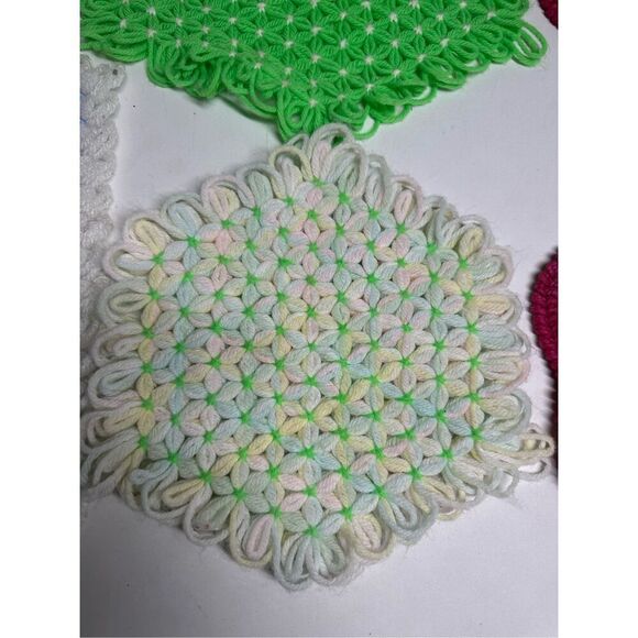 Rare Vintage Handmade Set of 6 Knit Crochet Hot Pad Trivet Potholders - Picture 4 of 14
